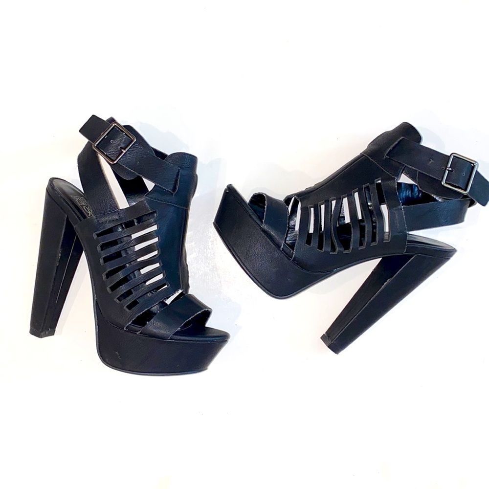 Speed Limit 98 Black High Heel Stilettos
